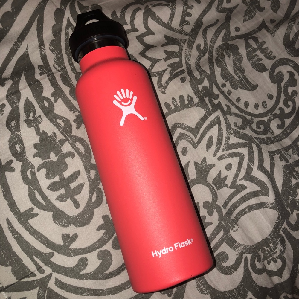 21oz Hydroflask with screw-off lid